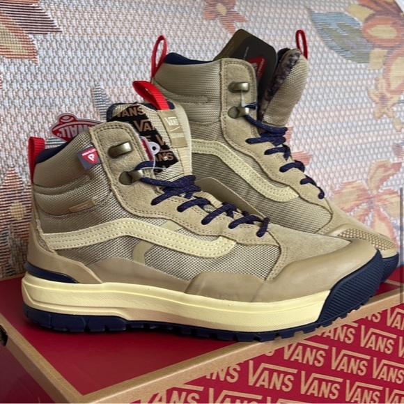 NEW Vans Ultrarange Exo Hi MTE-2 Shoe - Waterproof - Women’s Size 9 - Picture 4 of 11